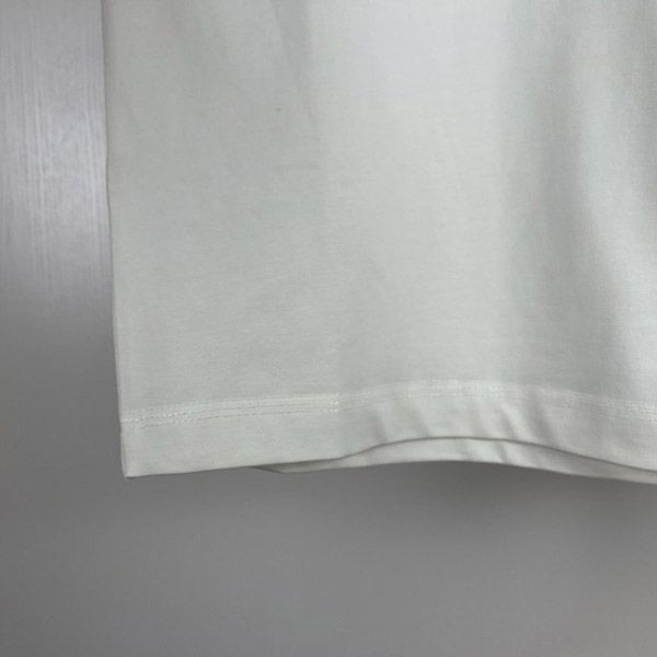 争奪戦 バーバリー ボクシー スワン コピー コットンTシャツ Bah25125